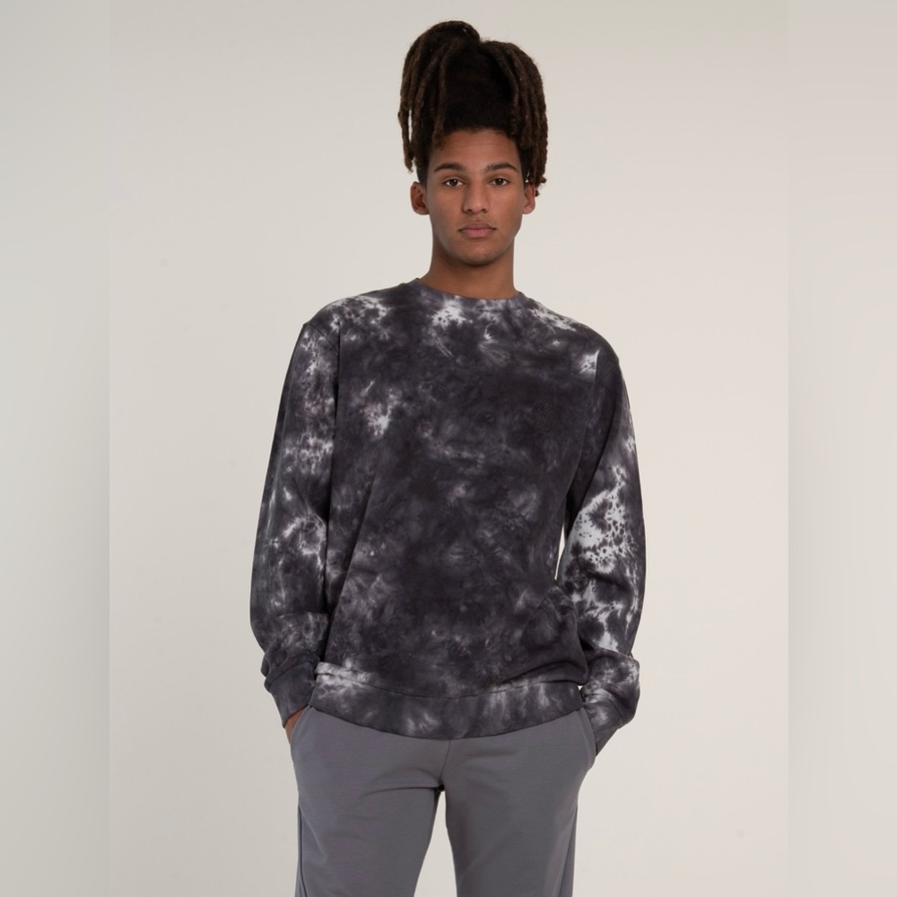 women’s size large tie-dye, long sleeve crewneck sweatshirt. Navy blue and white